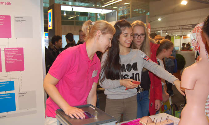 Info-Veranstaltungen und Schnuppertage