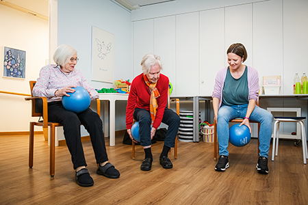 Aktivierungsfachperson Ball 2